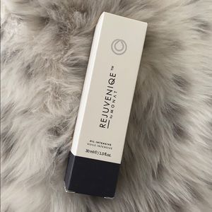Monat Rejuvenique